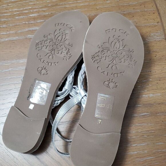 Rock & Candy  Blaney Silver Thong Sandals, Size 7 - Picture 7 of 7